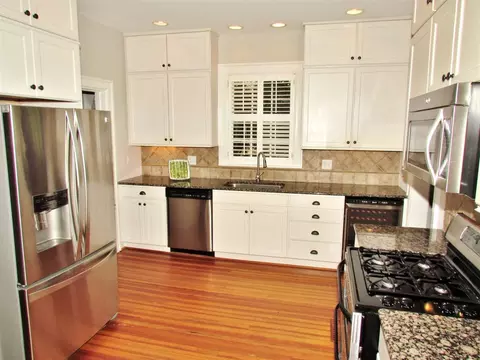 513 Dixie Trl, Raleigh, NC 27607 photo 9