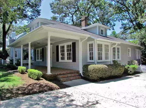 513 Dixie Trl, Raleigh, NC 27607 photo 2