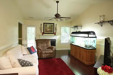 1417 Brompton Ln, Garner, NC 27529 photo 2