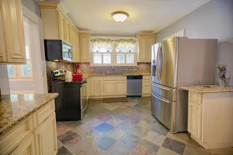 2003 University Dr, Durham, NC 27707 photo 10
