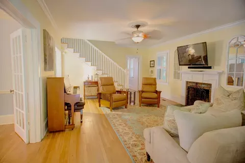 2003 University Dr, Durham, NC 27707 photo 3