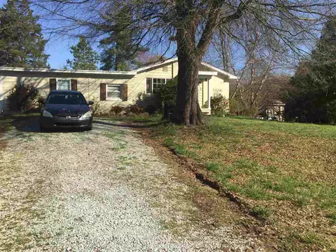 2 Holmes Cir, Durham, NC 27713 photo 1