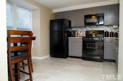 103 Ocala Ct, Cary, NC 27513 photo 2