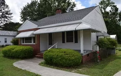 110 Main St, Bunn, NC 27508 photo 2