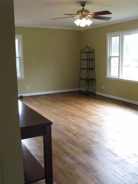 805 Maple Ave, Dunn, NC 28334 photo 6