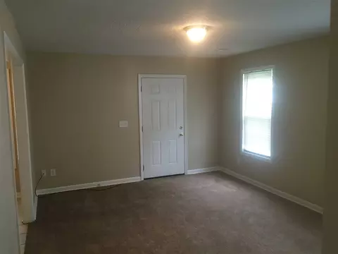 925 River Rd, Selma, NC 27576 photo 6