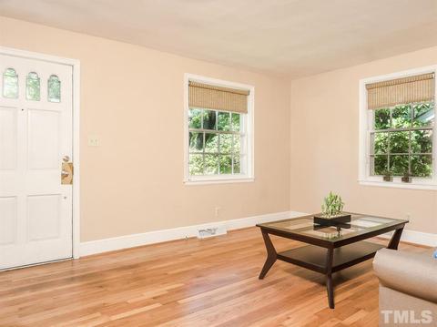 405 E Hammond St, Durham, NC 27704 photo 4