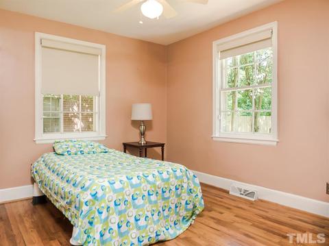 405 E Hammond St, Durham, NC 27704 photo 13
