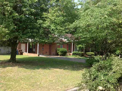 104 Murchison Dr, Dunn, NC 28334 photo 1