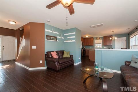 1402 Infinity Ln, Raleigh, NC 27610 photo 4