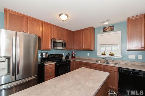 1402 Infinity Ln, Raleigh, NC 27610 photo 8