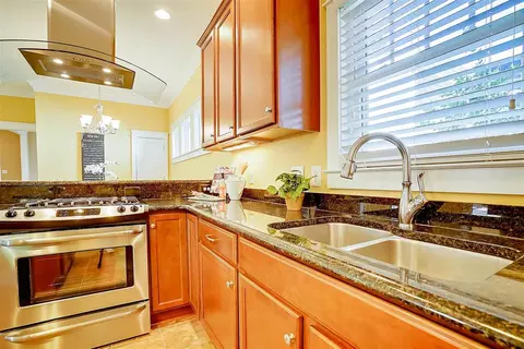 602 Primitive St, Durham, NC 27701 photo 9