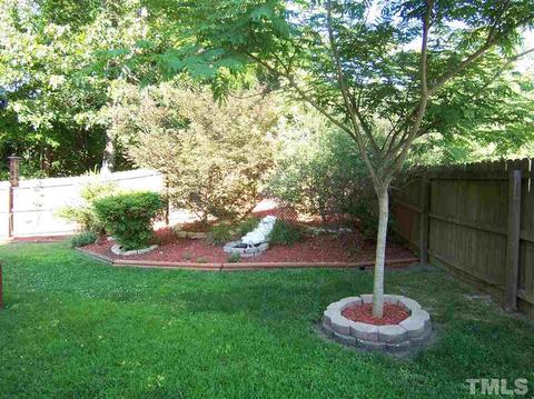 2624 Dality Dr, Raleigh, NC 27604 photo 4