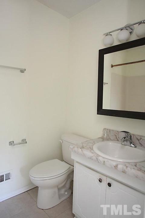 5801 Nottoway Ct #E, Raleigh, NC 27609 photo 16