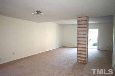 5801 Nottoway Ct #E, Raleigh, NC 27609 photo 7