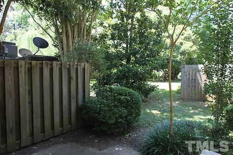 5801 Nottoway Ct #E, Raleigh, NC 27609 photo 21