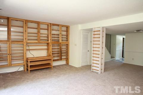 5801 Nottoway Ct #E, Raleigh, NC 27609 photo 11