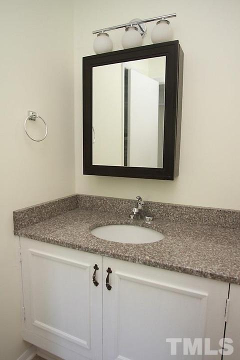 5801 Nottoway Ct #E, Raleigh, NC 27609 photo 20