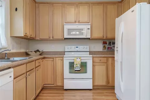 953 Spring Meadow Dr, Durham, NC 27713 photo 9