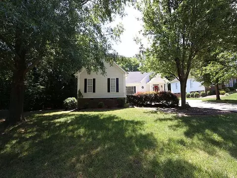 1010 E Oak, Durham, NC 27705 photo 1