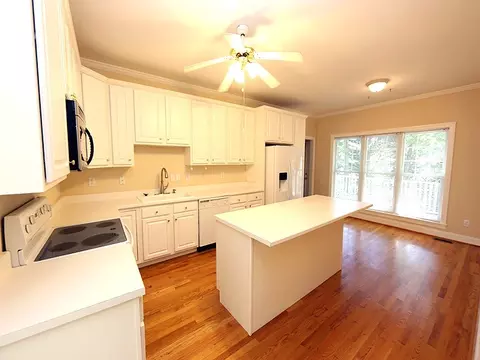 1010 E Oak, Durham, NC 27705 photo 9