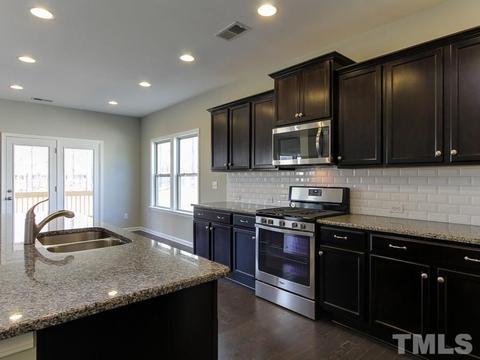 1806 Creighton Hall Way, Durham, NC 27703 photo 2