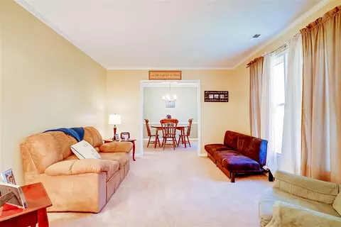 5312 Hadrian Dr, Durham, NC 27703 photo 3