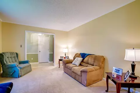 5312 Hadrian Dr, Durham, NC 27703 photo 4