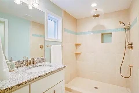 2707 Ashley St, Durham, NC 27704 photo 15