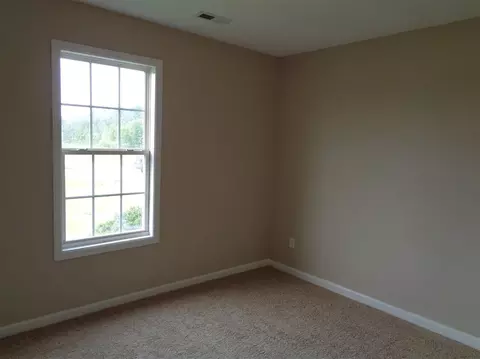 24 Thain Pl, Smithfield, NC 27577 photo 11