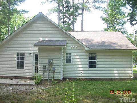 113 Stephenson Dr, Smithfield, NC 27577 photo 2
