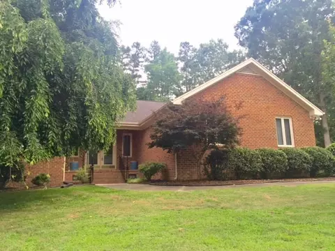 19 Drucilla Ct, Durham, NC 27705 photo 2