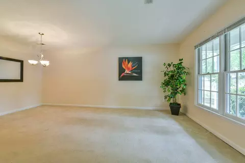 7 Forest Oaks Dr, Durham, NC 27705 photo 3