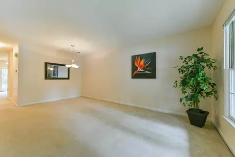 7 Forest Oaks Dr, Durham, NC 27705 photo 2