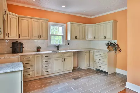 1109 Calvin St, Durham, NC 27703 photo 9