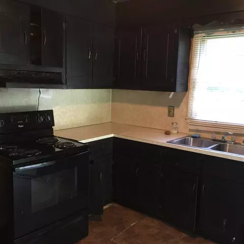 1470 Maplewood Dr, Durham, NC 27704 photo 8