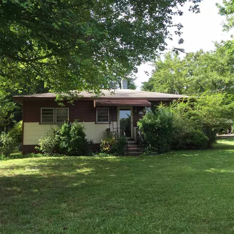 1470 Maplewood Dr, Durham, NC 27704 photo 1
