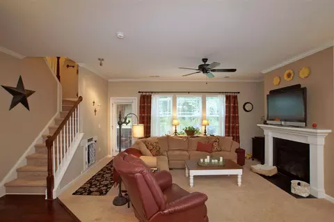 2073 Tanners Mill Dr, Durham, NC 27703 photo 2