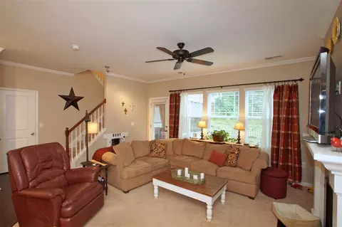 2073 Tanners Mill Dr, Durham, NC 27703 photo 4