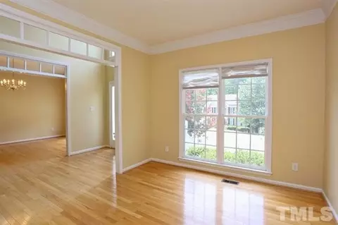 3310 Meadowrun Dr, Durham, NC 27707 photo 5