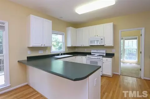 3310 Meadowrun Dr, Durham, NC 27707 photo 2
