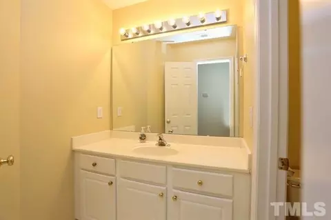 3310 Meadowrun Dr, Durham, NC 27707 photo 14