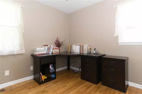 706 E Joyner St, Clayton, NC 27520 photo 9