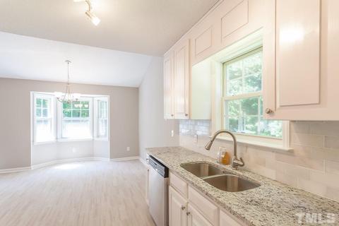 1539 Middle Ridge Dr, Willow Spring, NC 27592 photo 8