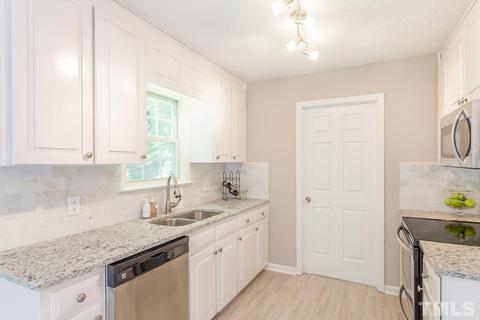 1539 Middle Ridge Dr, Willow Spring, NC 27592 photo 7
