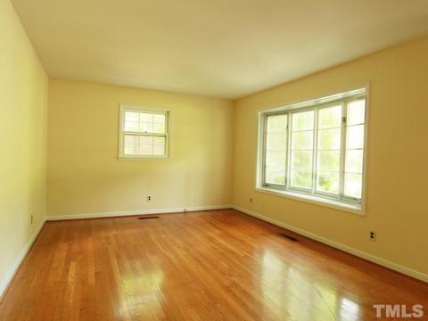 5 Custer Cir, Durham, NC 27713 photo 2