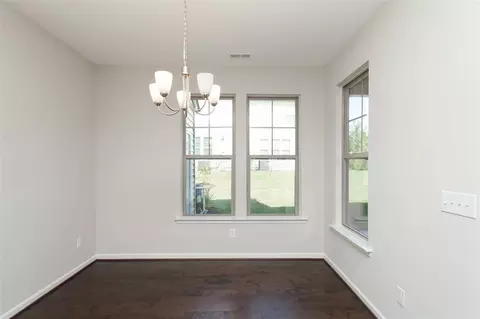 1133 Metropolitan Dr NE, Durham, NC 27713 photo 10