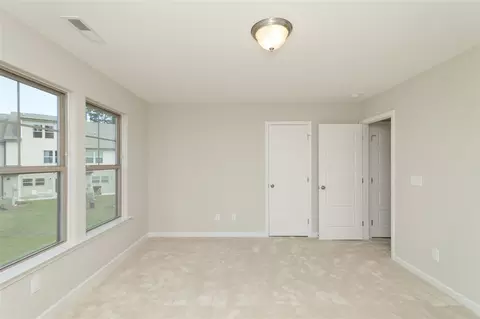 1133 Metropolitan Dr NE, Durham, NC 27713 photo 14