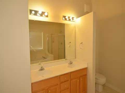 222 Tecumseh Ct, Raleigh, NC 27607 photo 14
