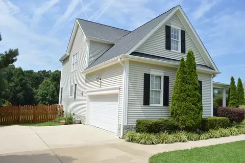 100 Scotts Pine Cir, Wake Forest, NC 27587 photo 2